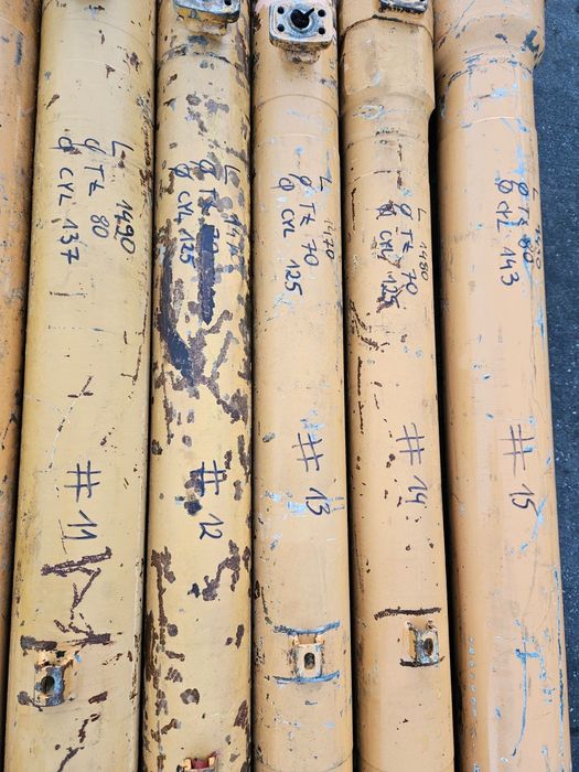 siłownik hydrauliczny case używany hurt