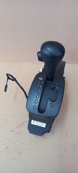 Kaseta lewarek zmiany biegów automat Audi A4 B5 2.4 V6 -111AA