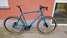 Rower ostre kolo single Bombtrack rama CrMo pasek carbon drive miejski
