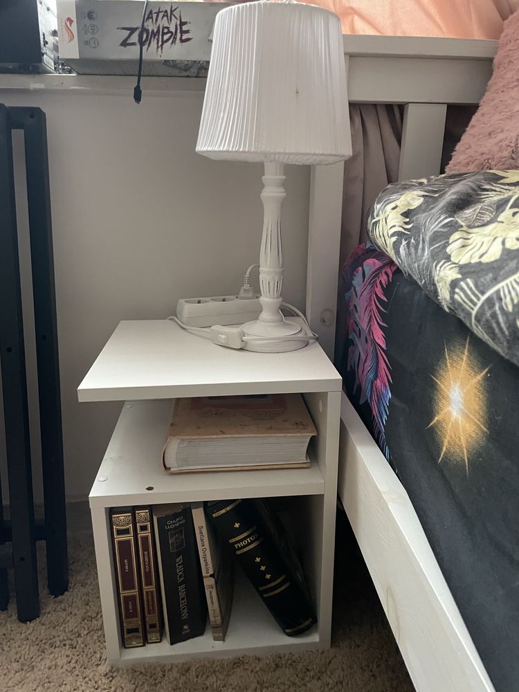 Łóżko Ikea 90x200 + materac Ilea średnio twardy + stolik nocny