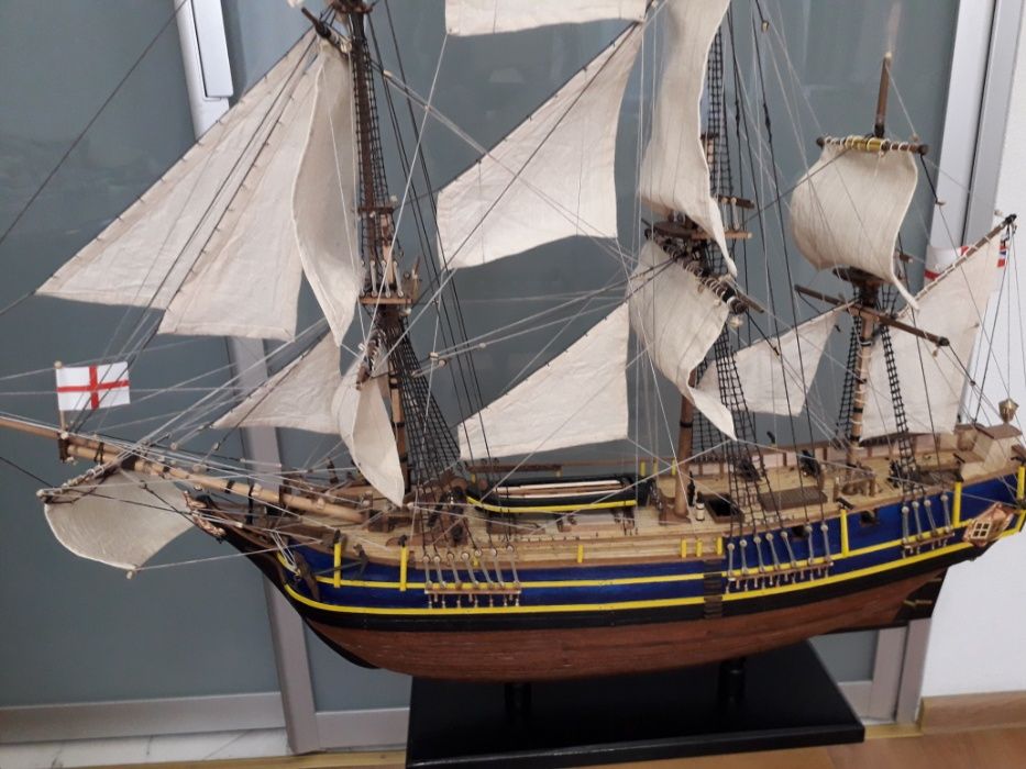 продам корабль модель парусника Баунти