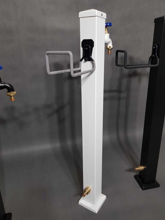 Krany ogrodowe białe i czarne