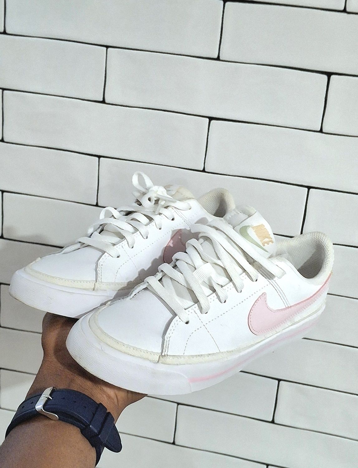 Tenis nike ,em excelente estado