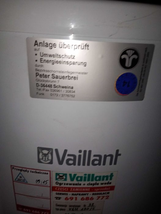 Piec gazowy Vaillant  + zbiornik C.W.U.