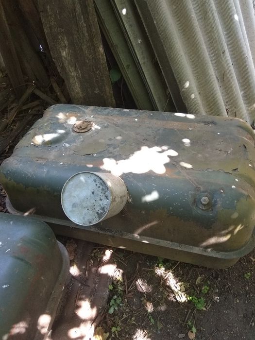 Продам паливний бак