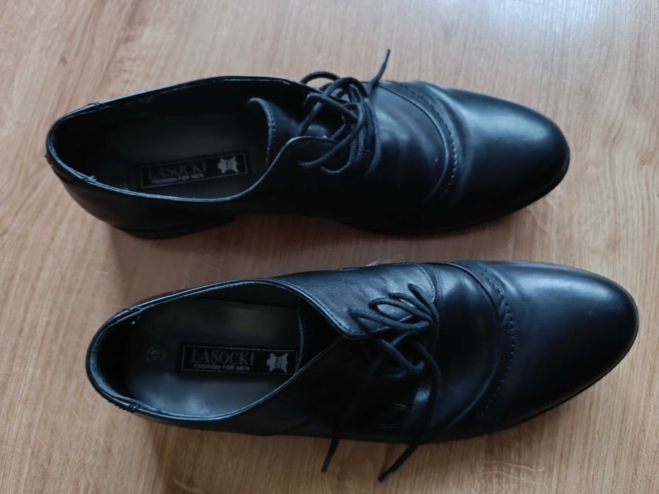 Lasocki  Półbuty czarne, rozmiary 43