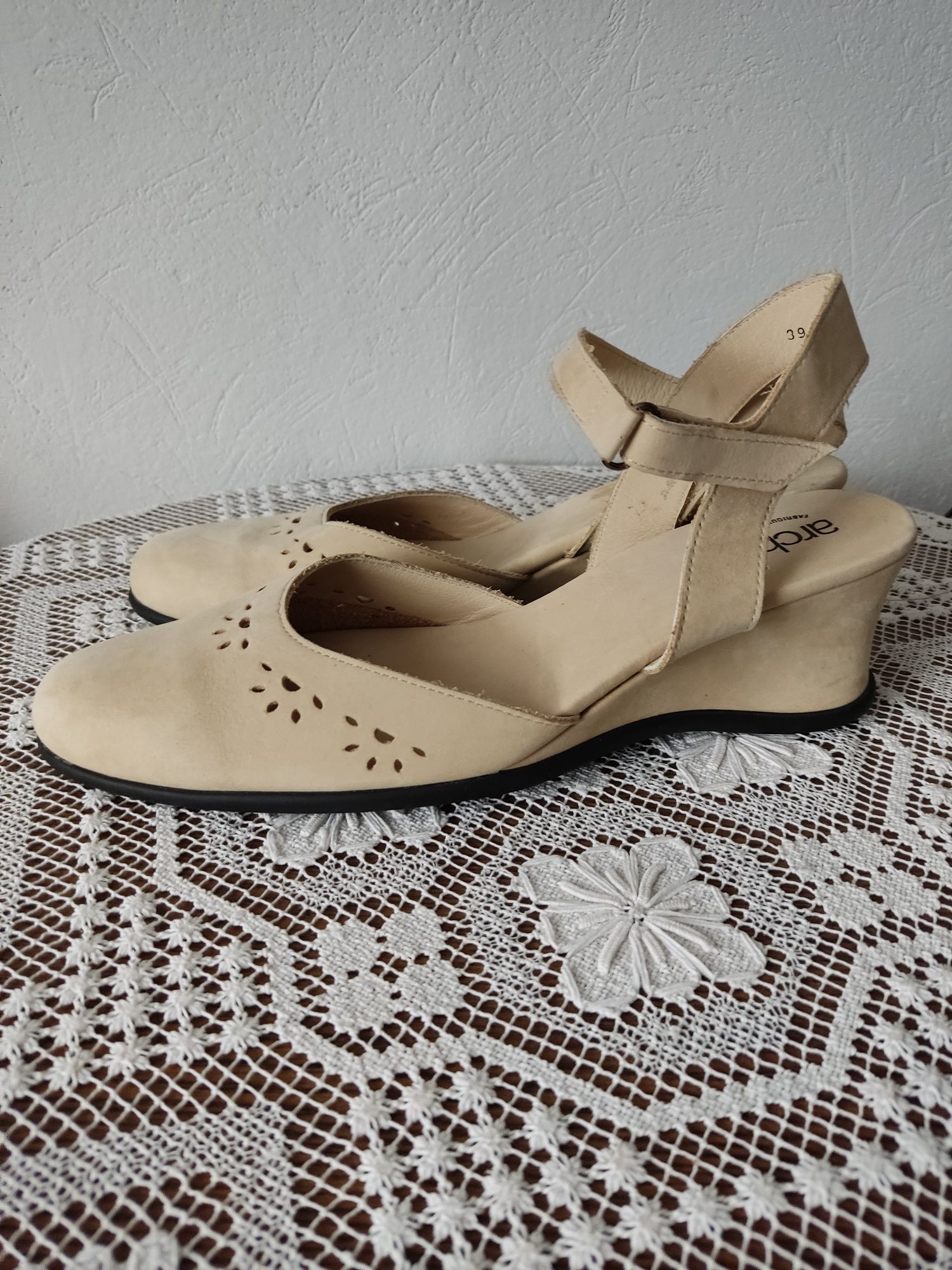 Arche francuskie buty skórzane 39 Nowe