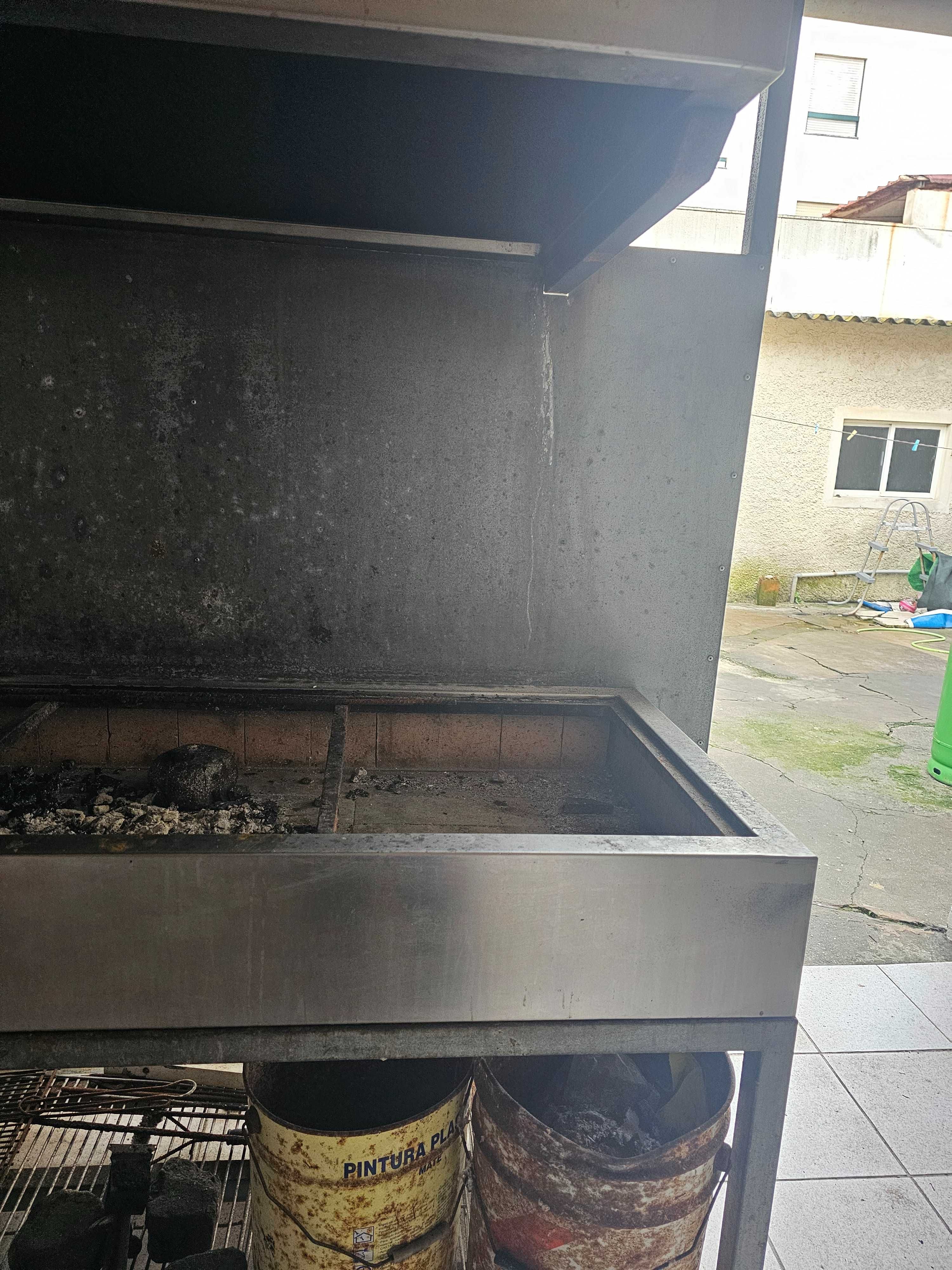 Churrasqueira Inox