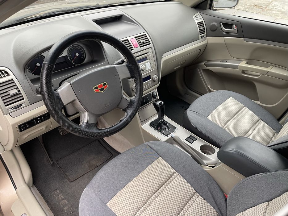 Продам Geely Emgrand automat