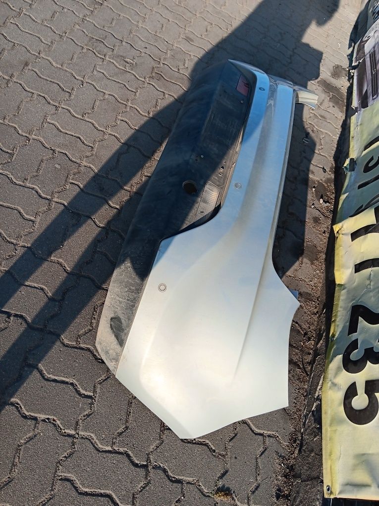 Fiat Bravo II zderzak tył tylny czujniki PDC kompletny kpl