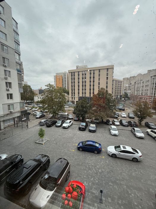 Продаж приміщення в БЦ Pixel Plaza