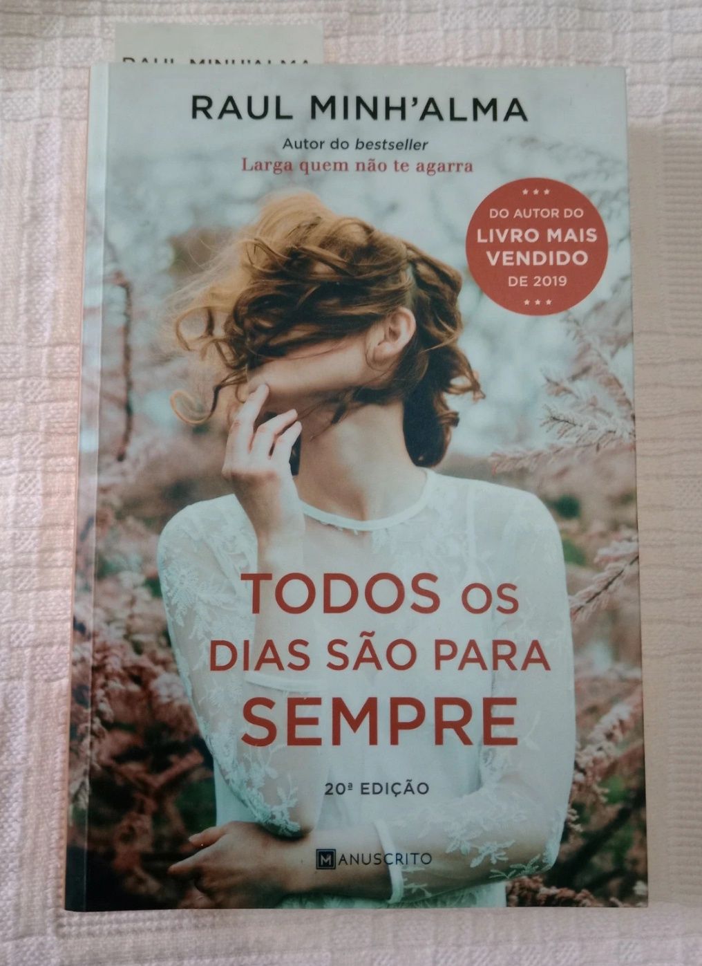 Livro "Todos os dias são para sempre"