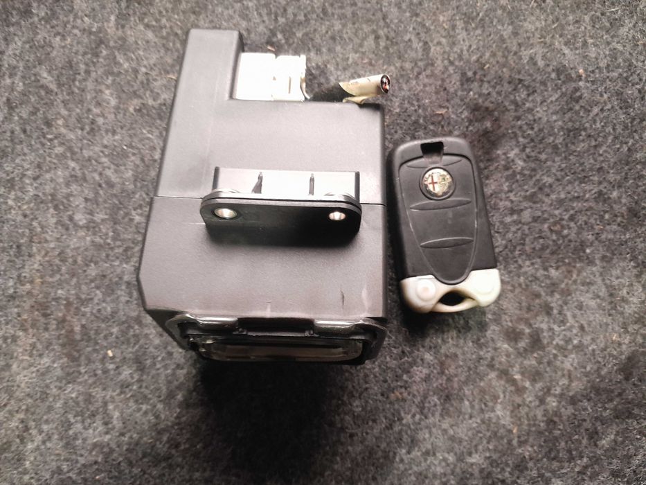 Alfa Romeo 159 Stacyjka Z Kluczykiem