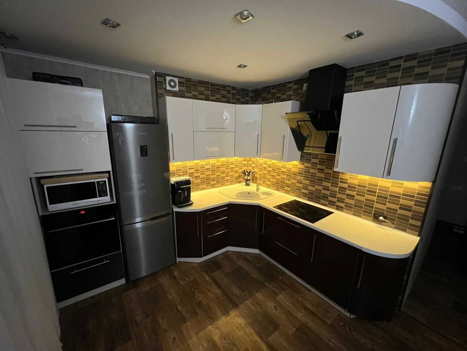 Продам кухня в идиальном состоянии