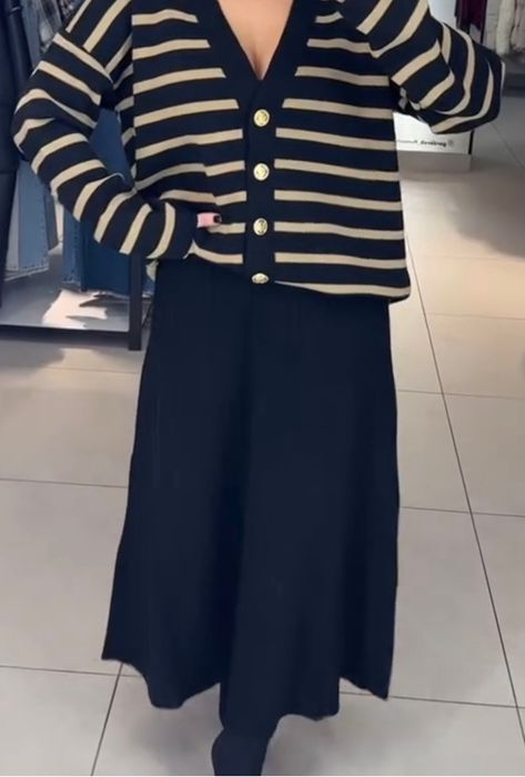 Трикотажна спідниця