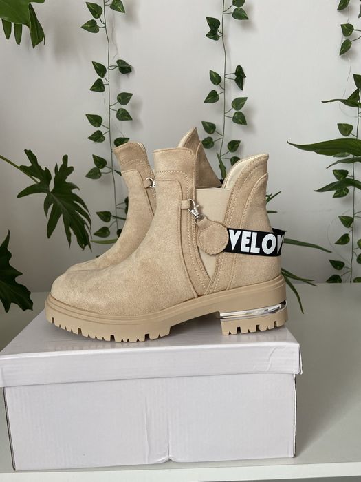 Buty zimowe nowe damskie