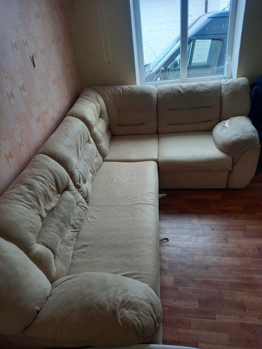 Продам кутовий диван
