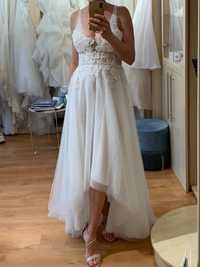 Suknia ślubna NOWA, długi tył, krótki przód, biała z koronką i tiulem