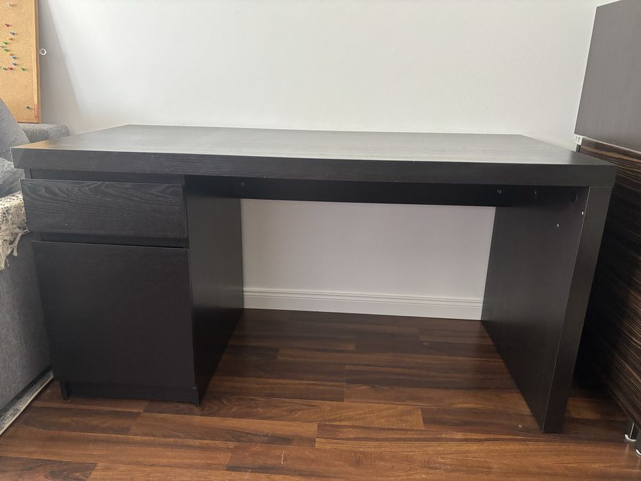 Biurko czarne IKEA