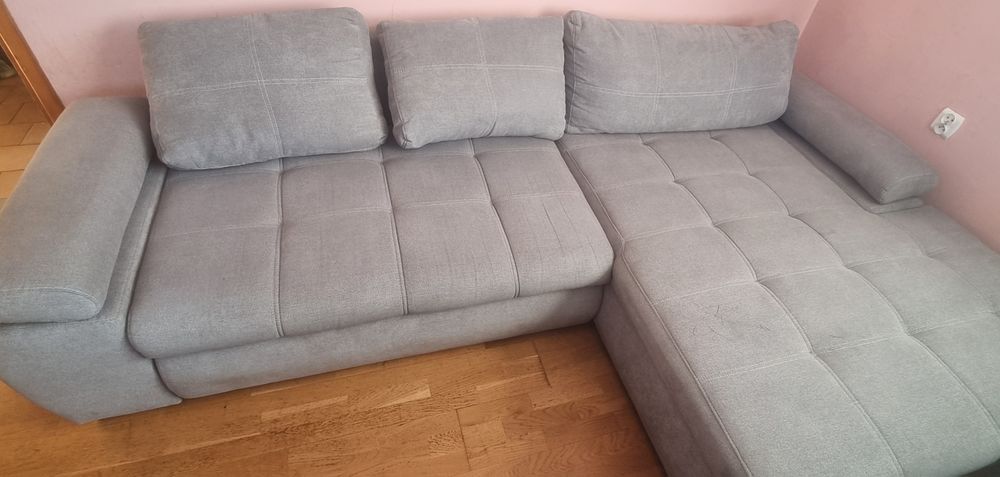 Duzy naroznik do salonu