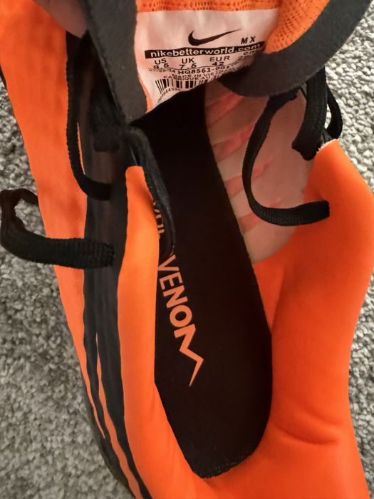 Chuteiras Hypervenom