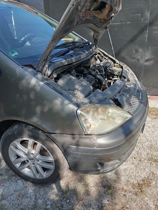 Автомобиль форд дизель