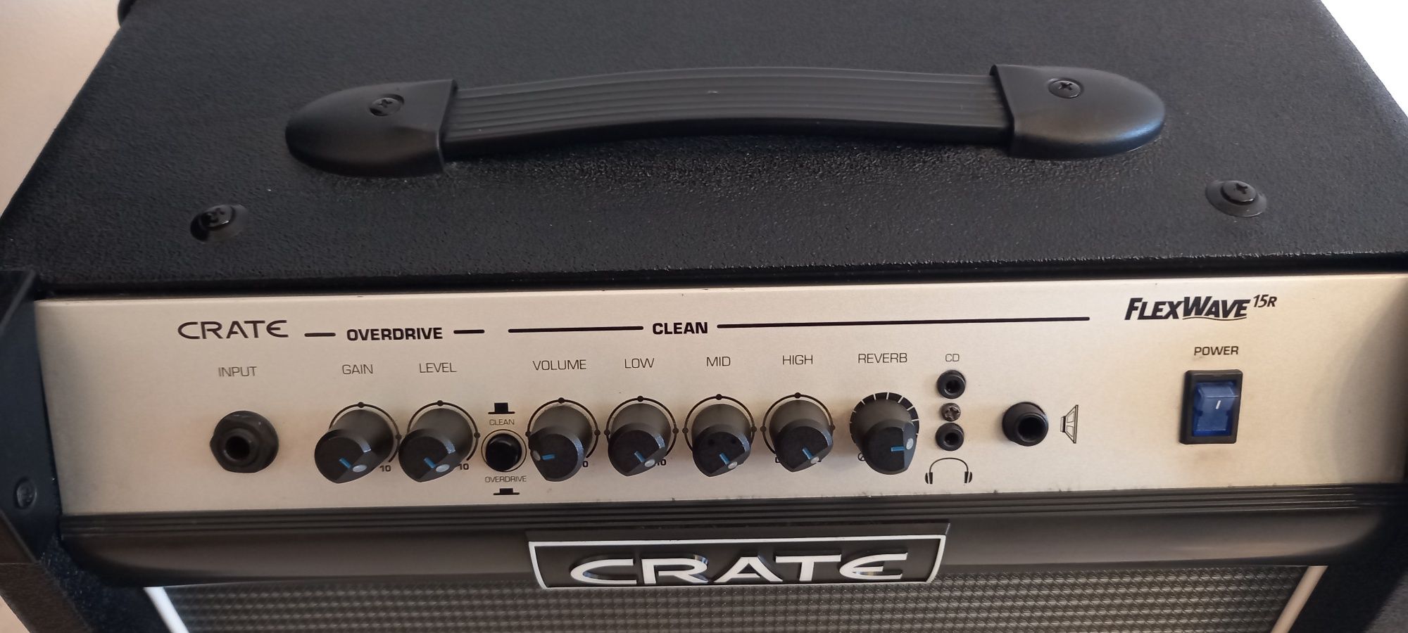 Amplificador Crate Flexwave 15RUpgrade 30 watts