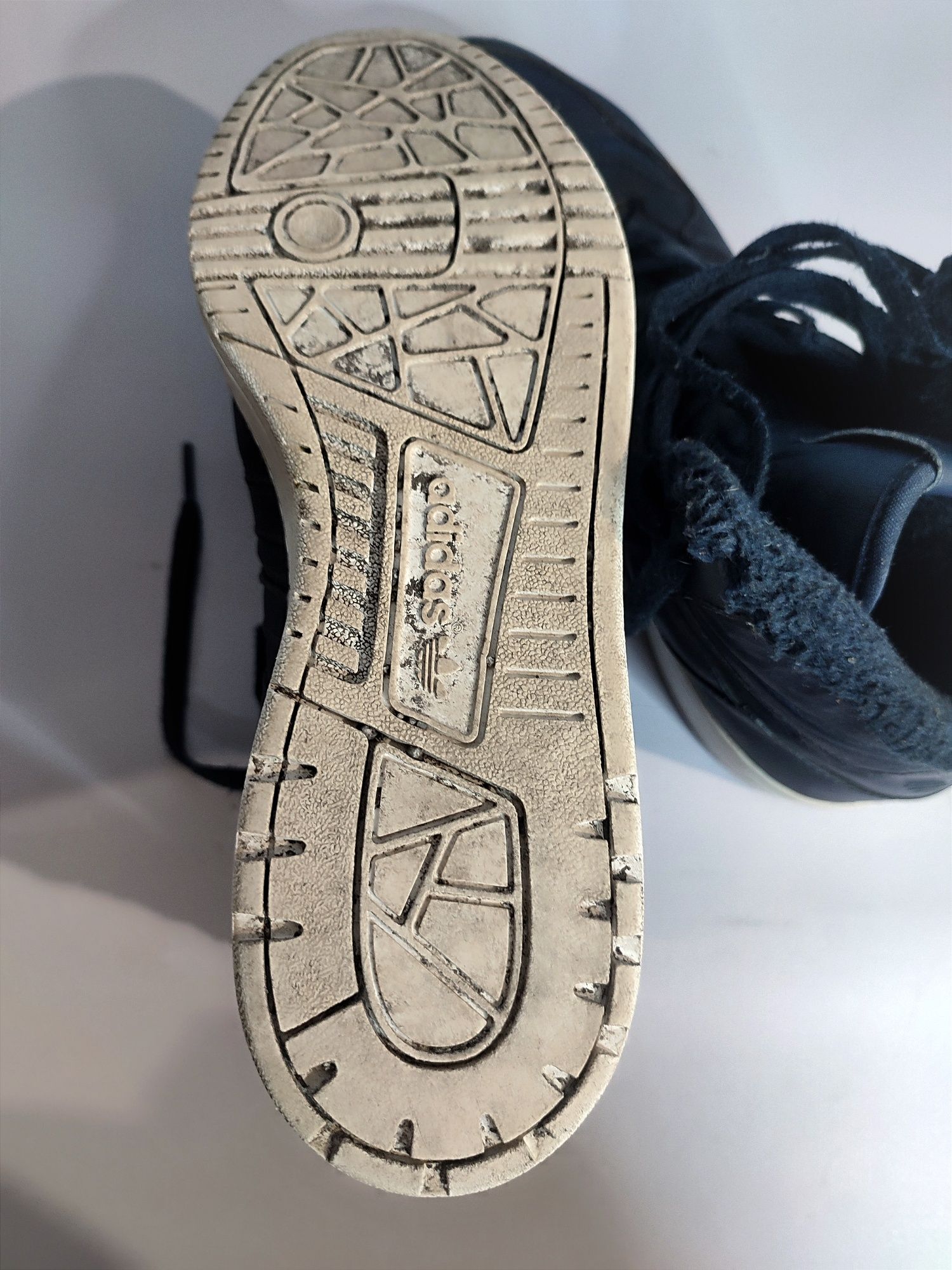 Зимові кросівки Adidas. Зимние кроссовки Adidas. Ботинки Adidas.