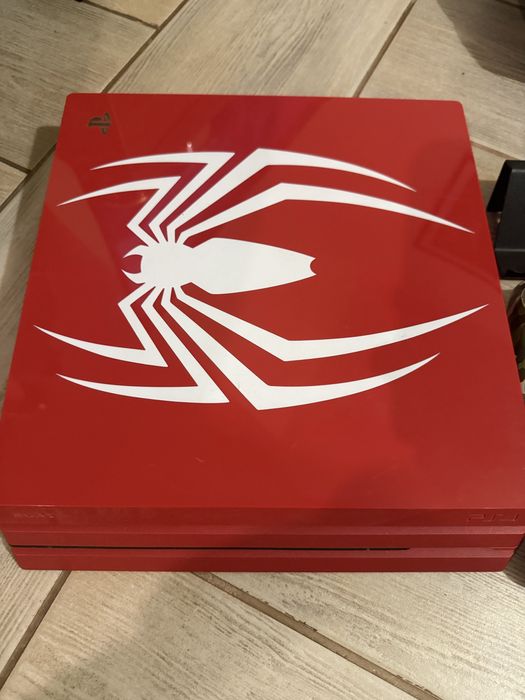 Ps 4 limitowana edycja SpiderMan