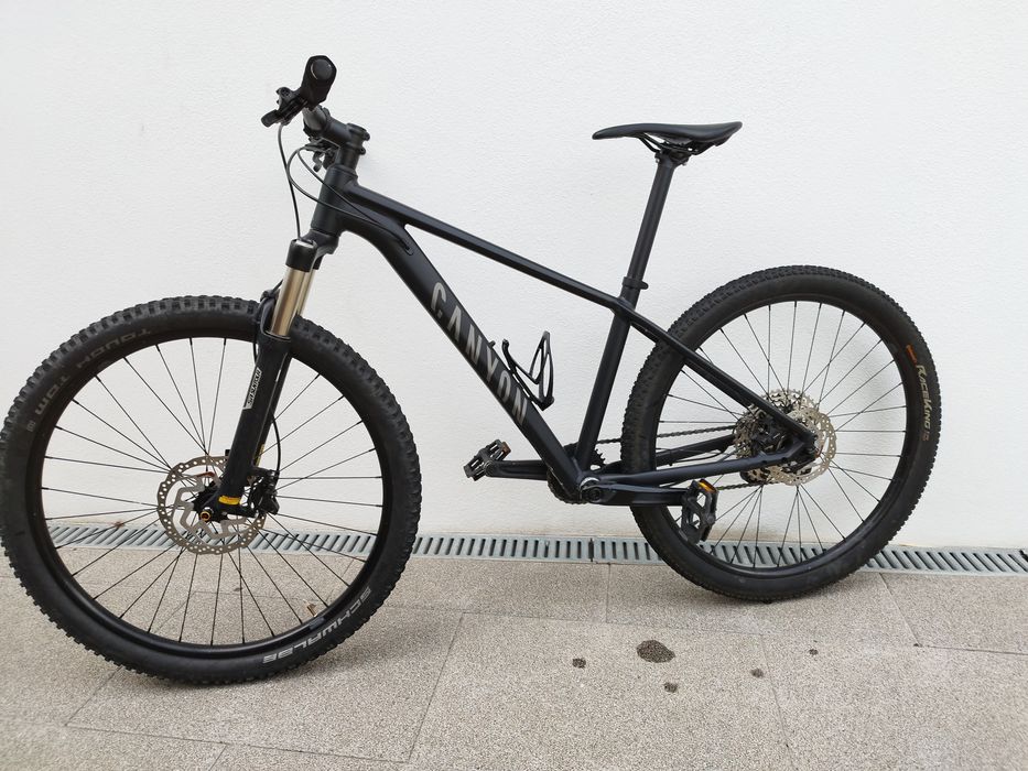 Bicicleta BTT canyon