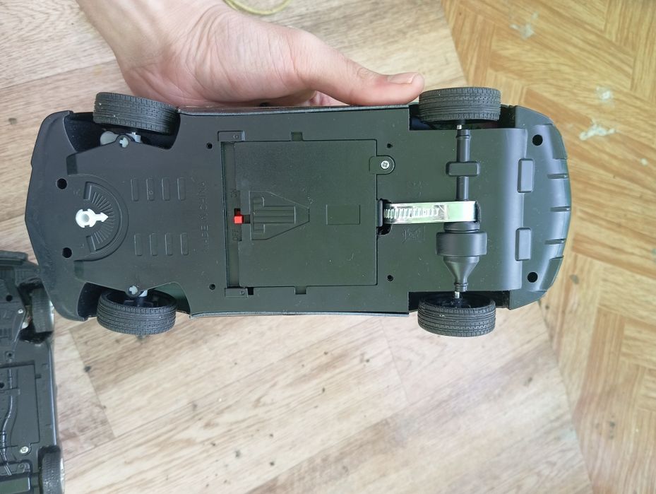 Продам Машинки на радиоуправлении