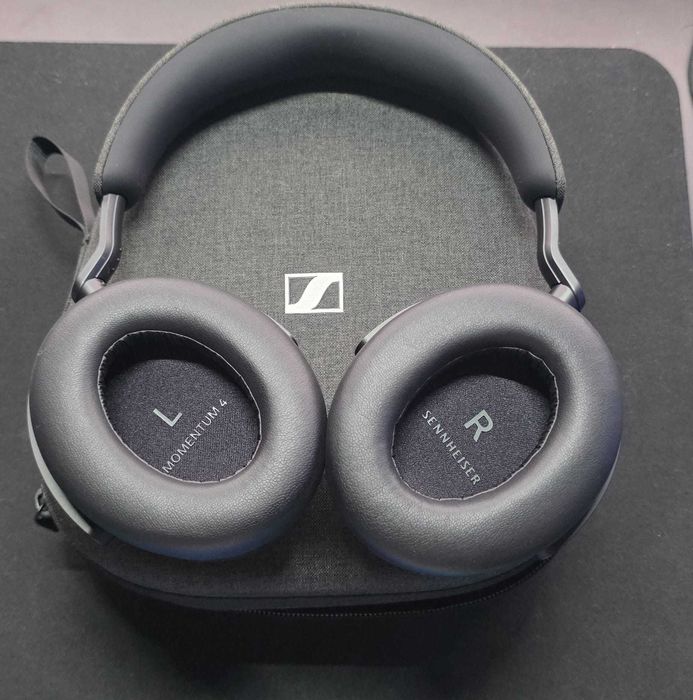 Headphones Sennheiser Momentum 4 - Novos