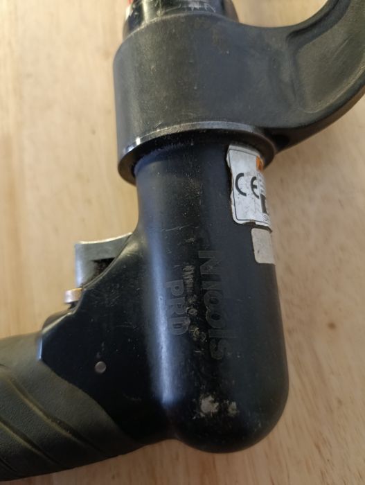 Rozwiertak pneumatyczny