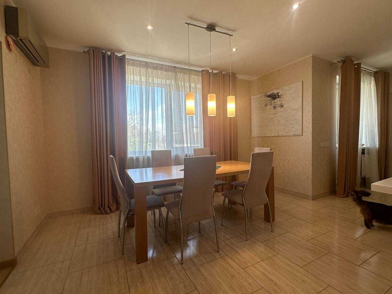 Продаж дворівневої 4к квартири 229м2. Центр. Держ.програми-ТАК. ID:568