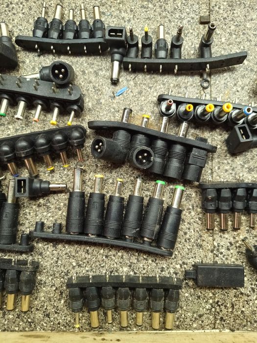 Adaptadores universais de corrente