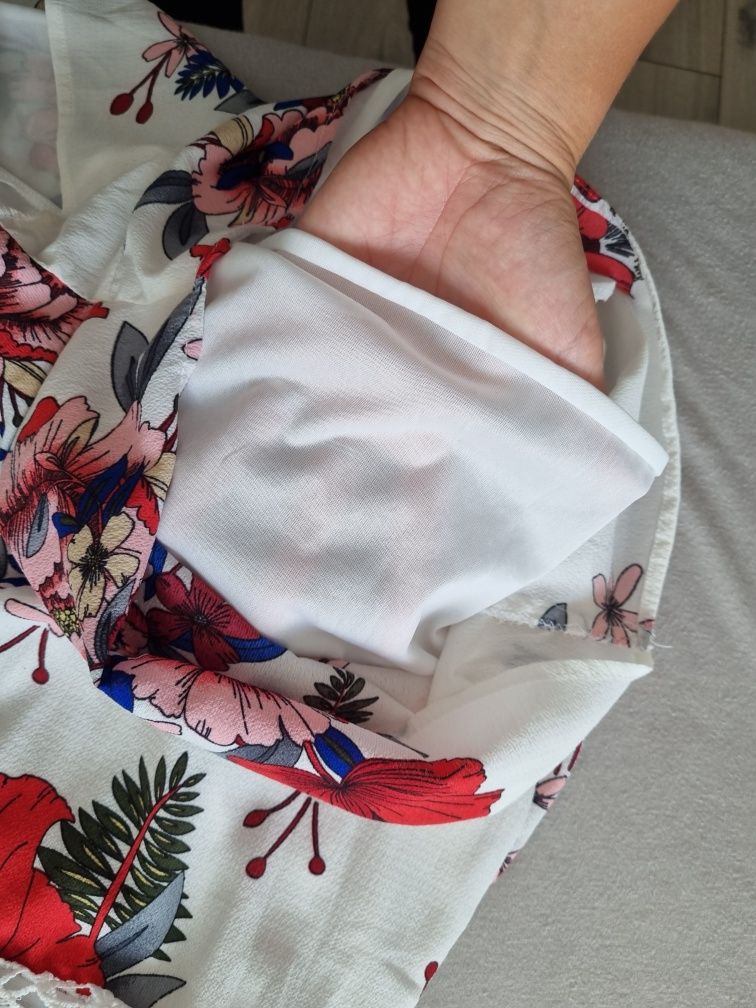 Kombinezon letni kwiaty wiązany na plecach M