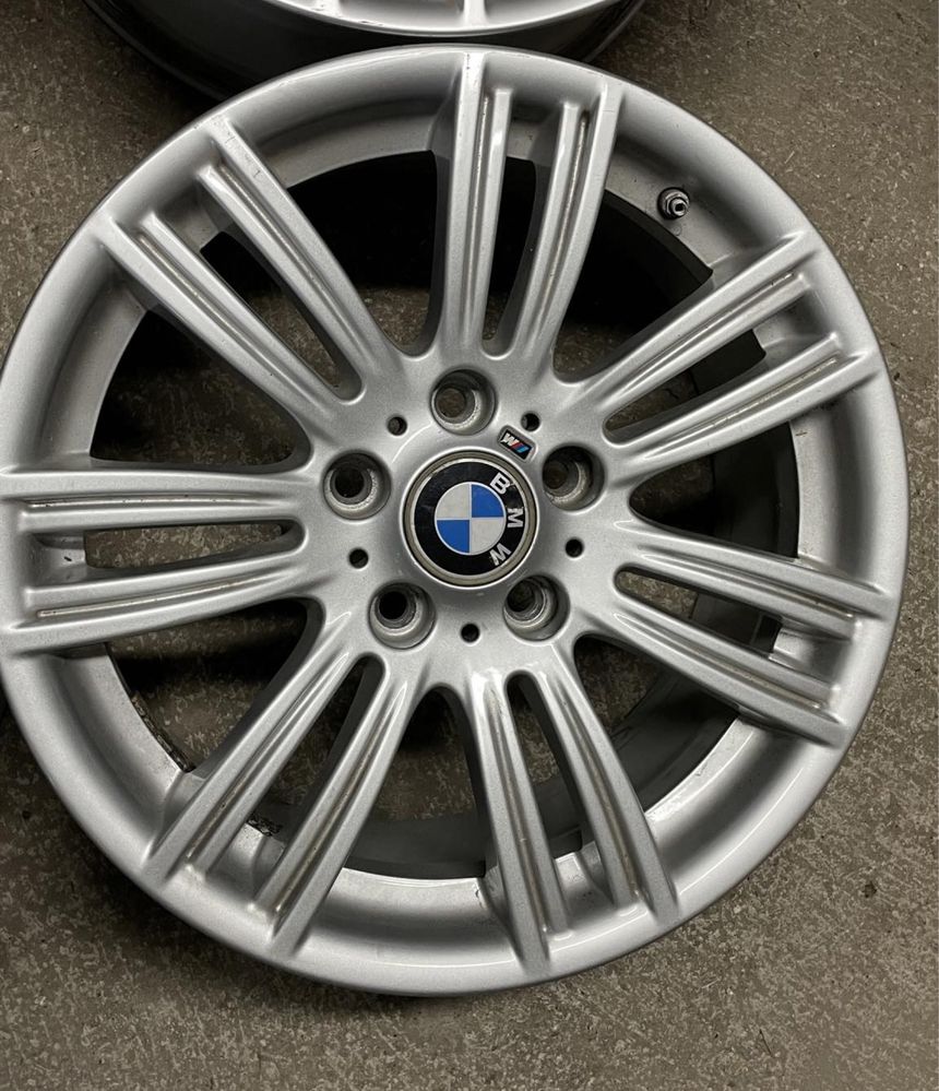 Felgi alumionowe do Bmw, 2 szt 7,5x17 et 43 i 2 szt 8x17 et 33 czujnik