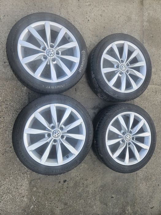 Alufelgi 17 Kola Vw Golf VII lato