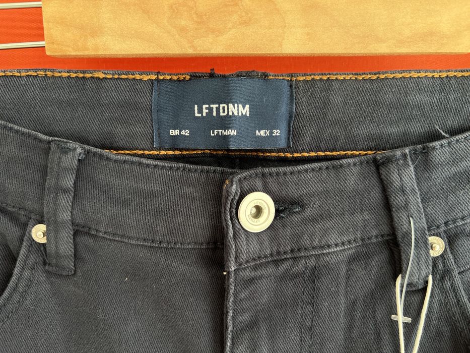 Lefties ZARA Оригінал чоловічі джинси штани розмір 32