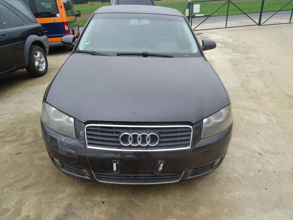 Audi a3 8p 3D Lakier(LZ7L) na części maska zderzak drzwi błotnik klapa