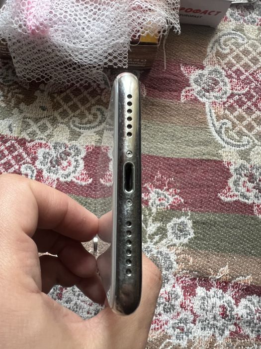 Iphone X 64 батарея 90%