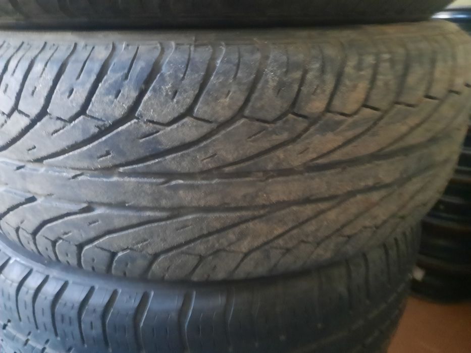 Шини 195/65/r15 комплект 2шт dunlop