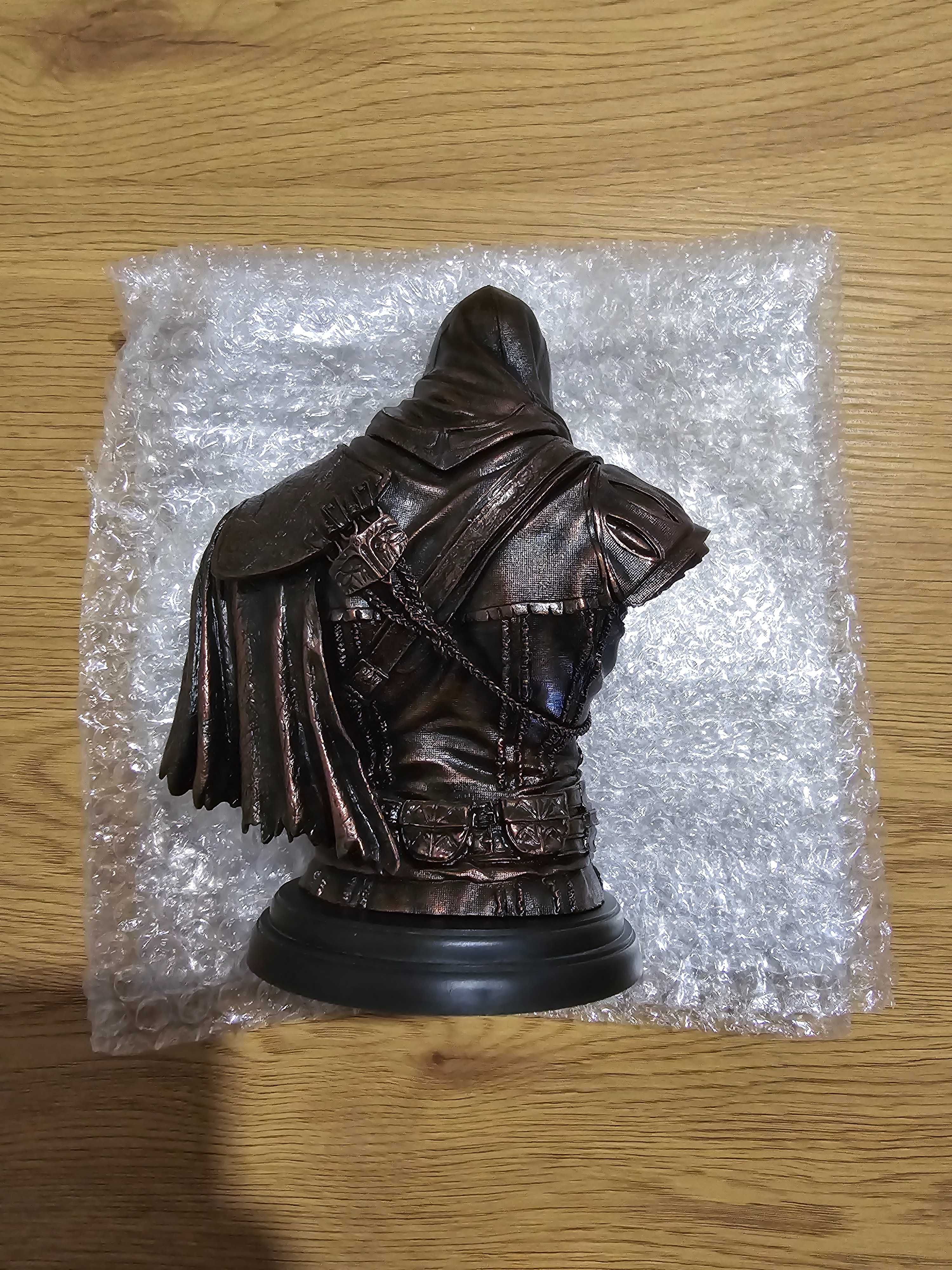 Figurka popiersie Assassin's Creed Ezio bronze