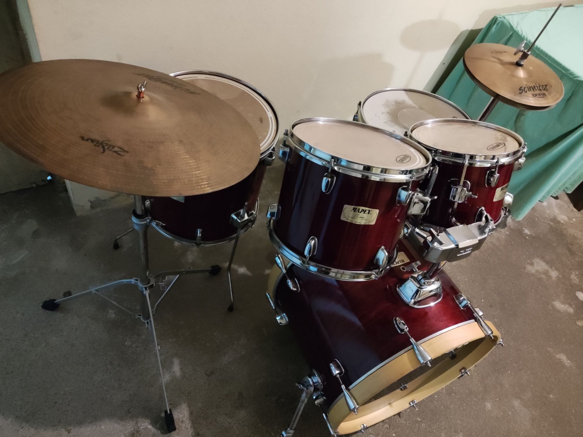 Bateria Mapex pratos zildjian
