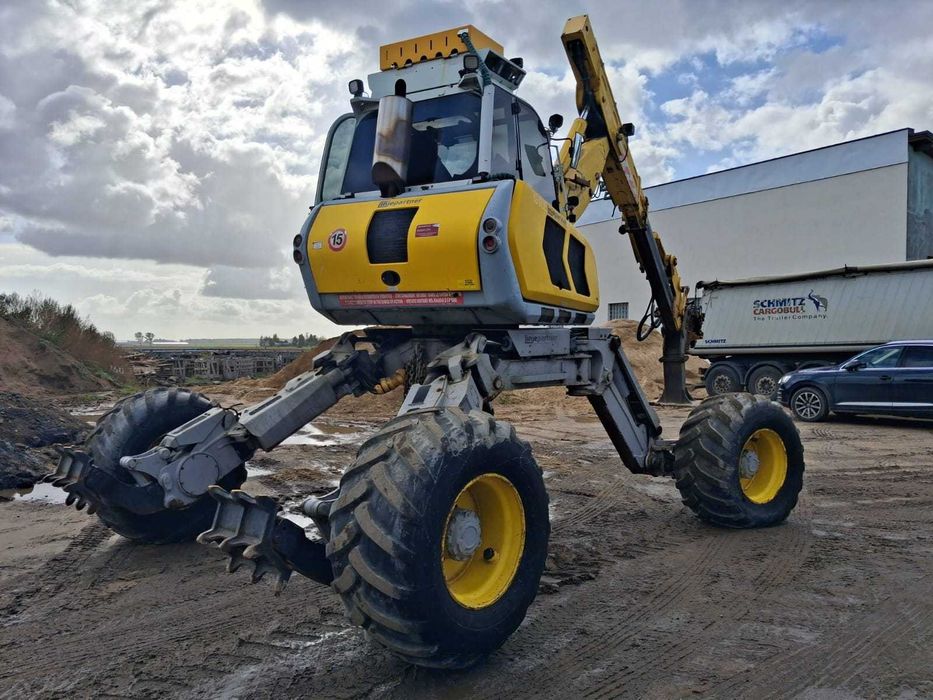 Menzi Muck Koparka Górska krocząca A91