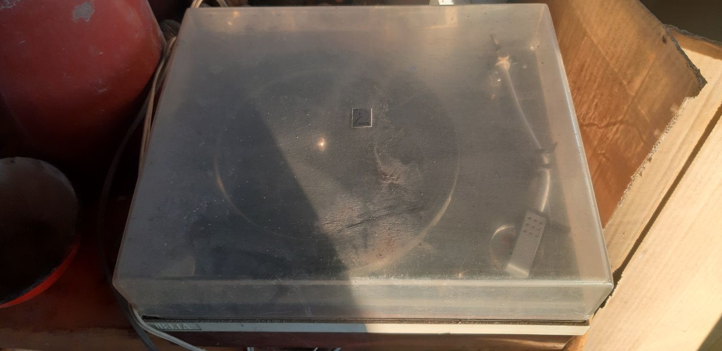 Gramofon Delta Fonica