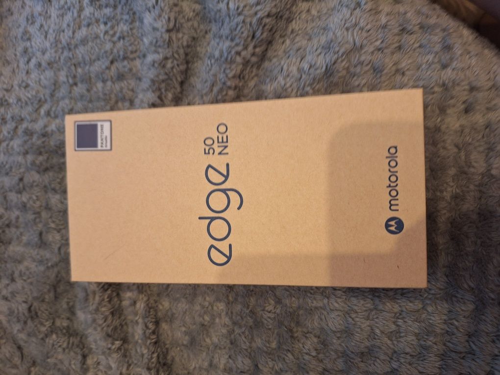 Motorola EDGE 50 neo pargon media expert