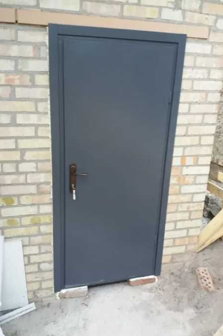 Двері технічні вхідні від виробника В наявності Металеві двері з дсп