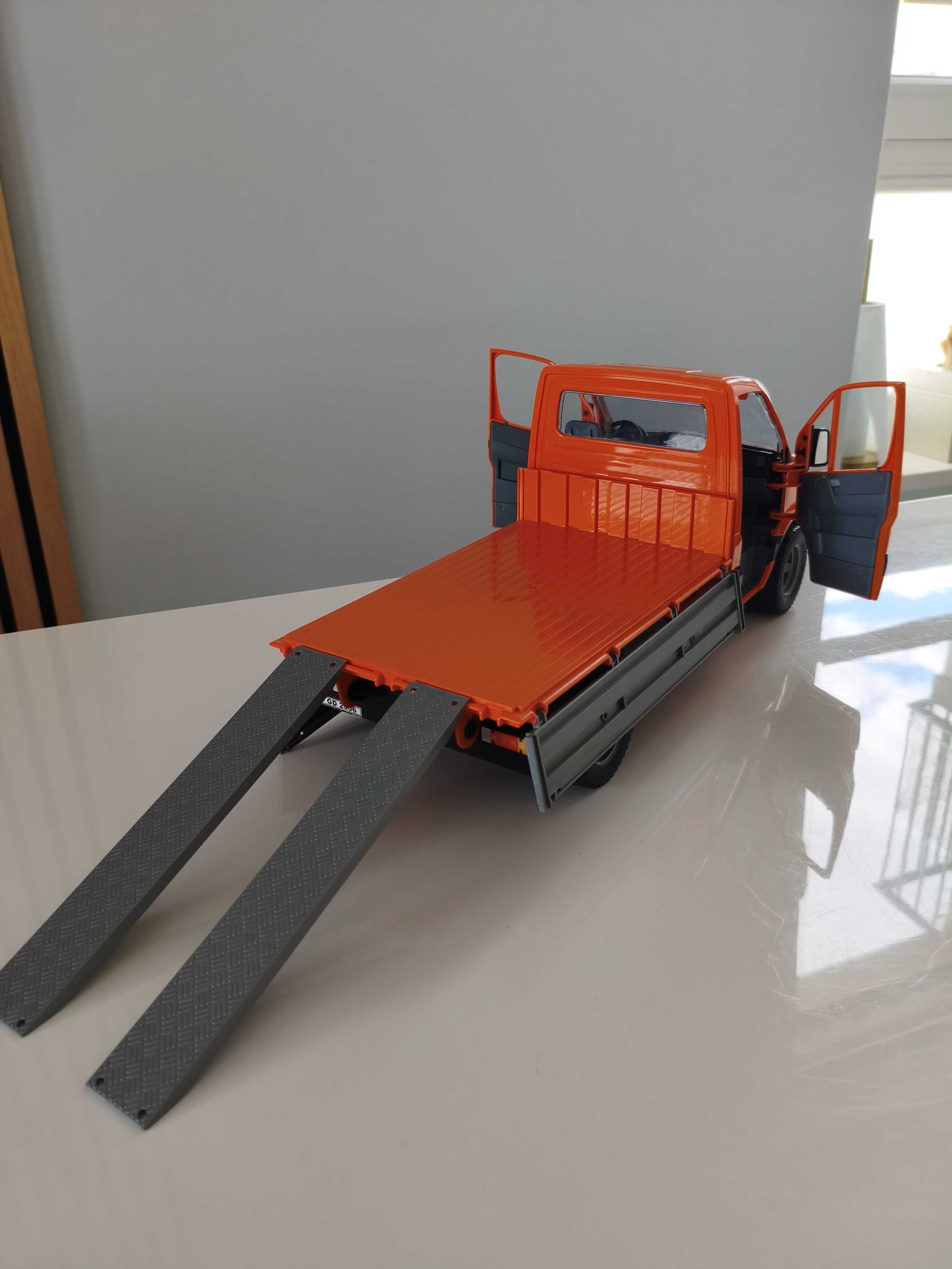 BRUDER Mercedes Sprinter 02537