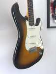 Corpo Stratocaster Squier Affinity - 2 tone sunburst